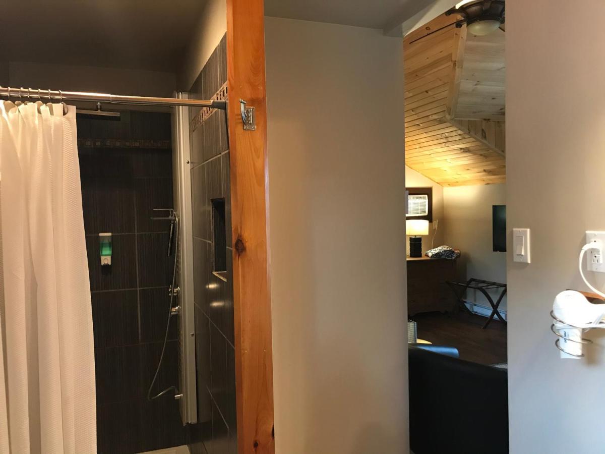 Domaine De La Baie, Les Suites Shawinigan Eksteriør billede