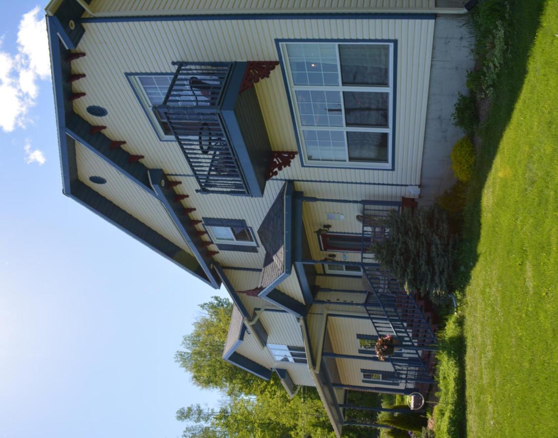 Domaine De La Baie, Les Suites Shawinigan Eksteriør billede