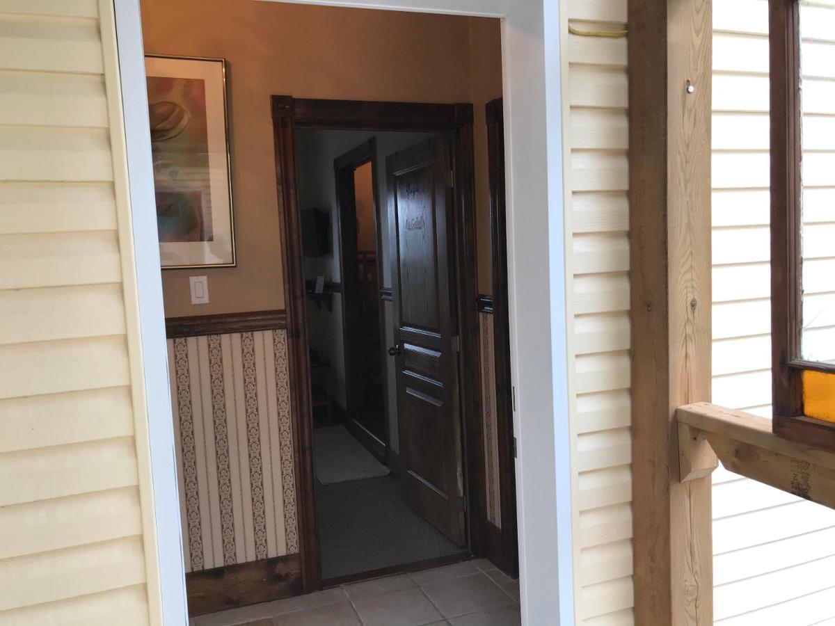 Domaine De La Baie, Les Suites Shawinigan Eksteriør billede