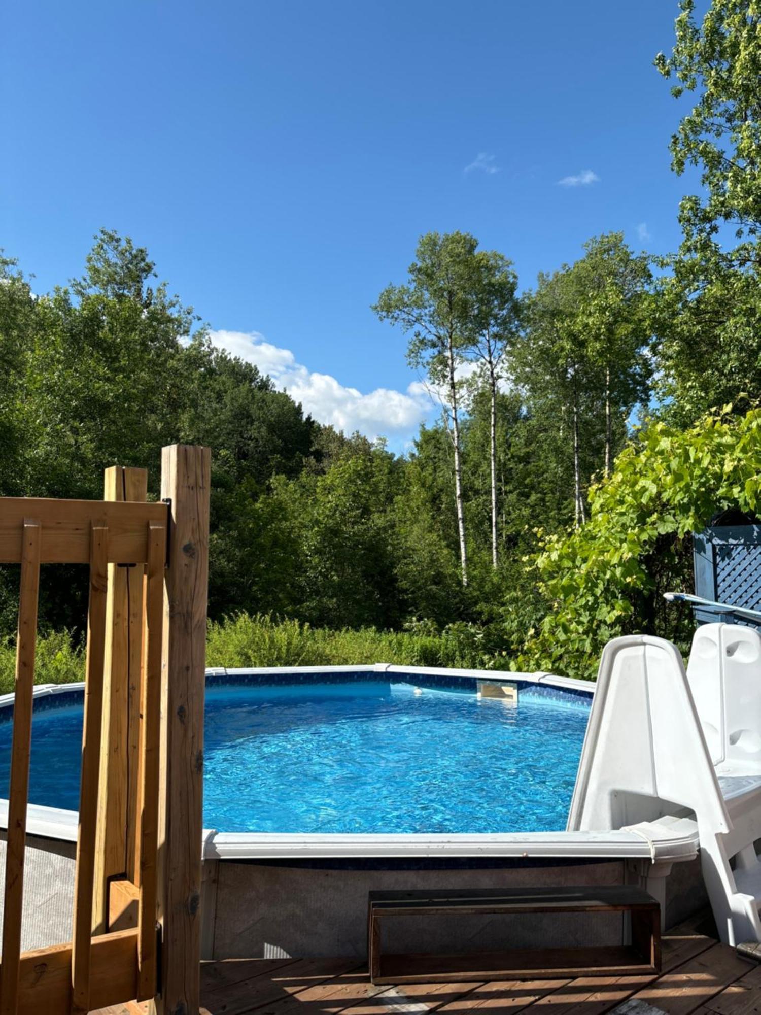 Domaine De La Baie, Les Suites Shawinigan Eksteriør billede
