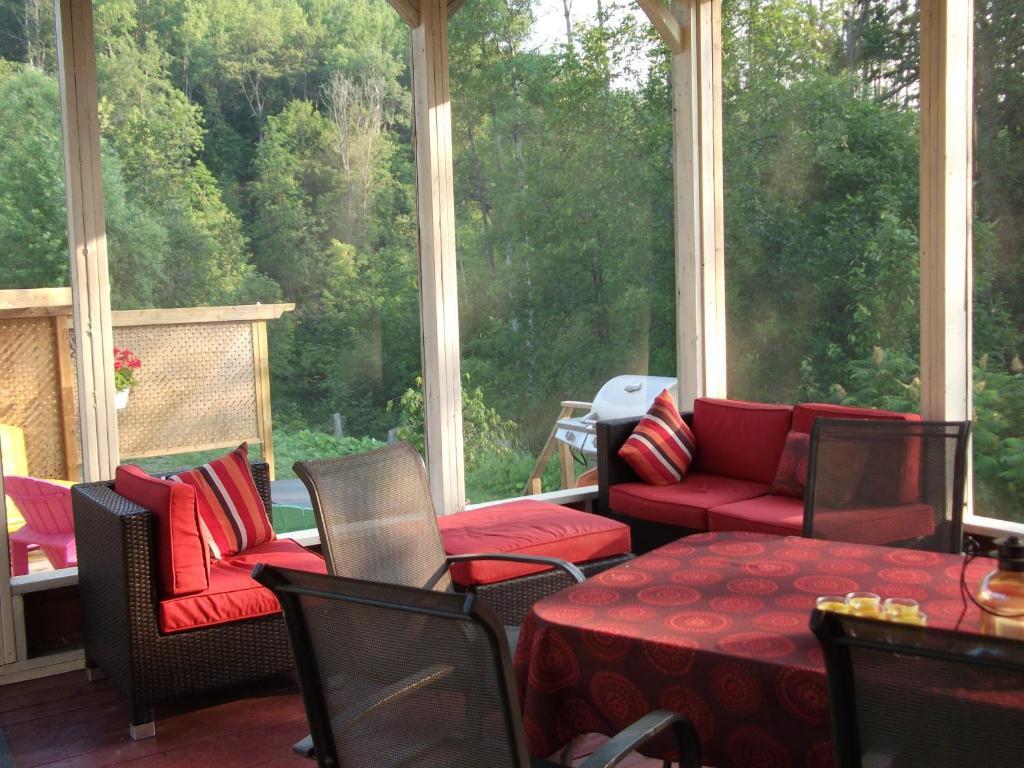 Domaine De La Baie, Les Suites Shawinigan Eksteriør billede